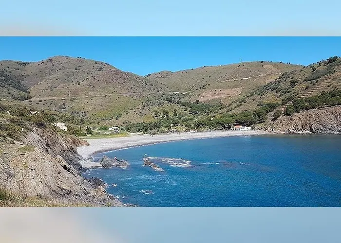 Appartement Vue Mer, Crique De Peyrefite, Cerbère-banyuls. *
