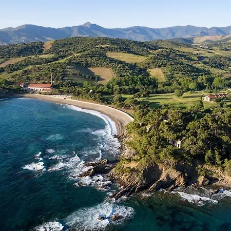 Vue Mer, Crique De Peyrefite, Cerbere-banyuls. Cerbère