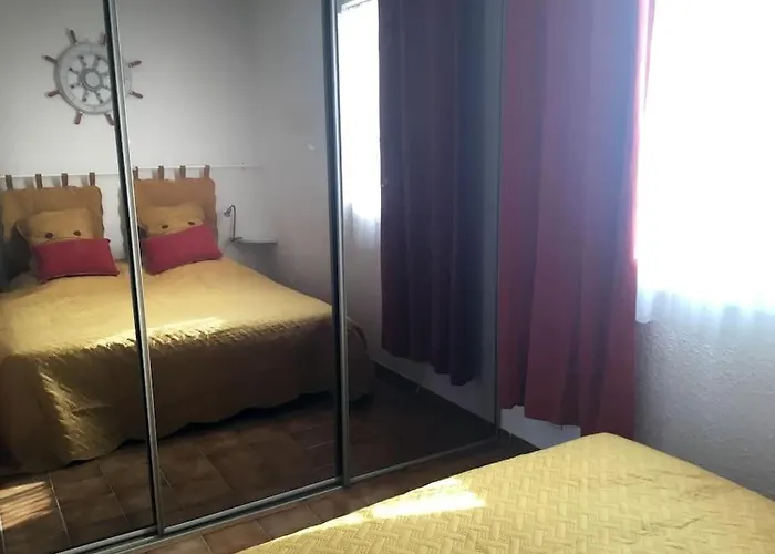 Vue Mer, Crique De Peyrefite, Cerbere-banyuls. * Cerbère